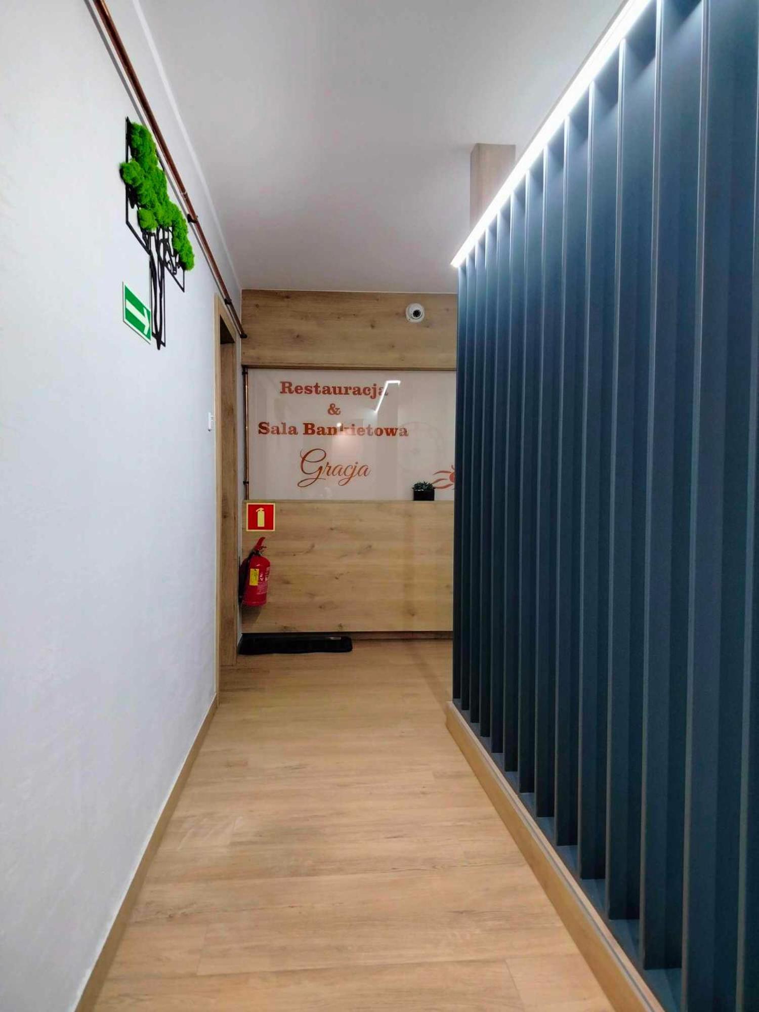 Noclegi I Restauracja Gracja Bełchatów Kültér fotó